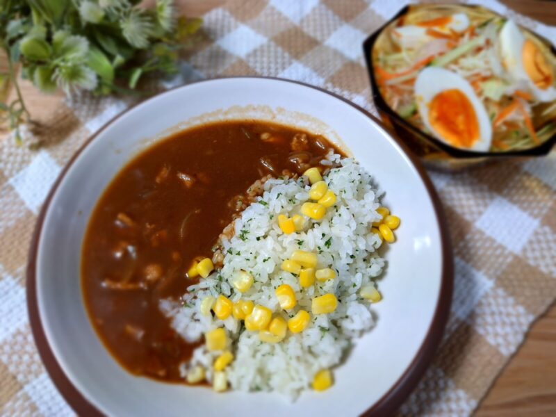 ヨシケイ　プチママ　チキンハヤシライス