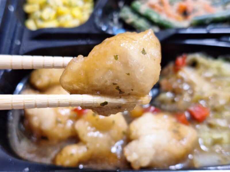 メインの鶏唐揚げ