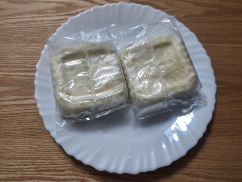 個包装されたミニうどん